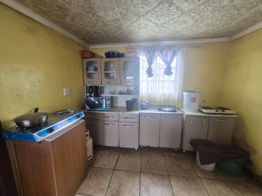 2 Bedroom Property for Sale in Kwazakhele Eastern Cape